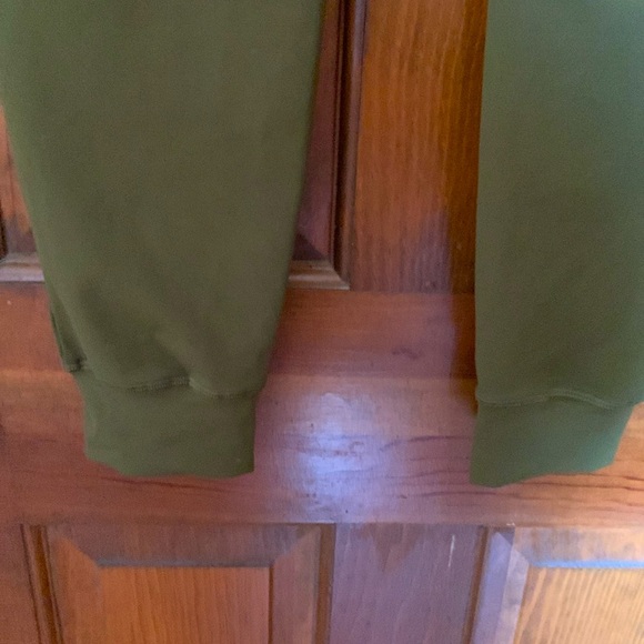 ZYIA Active Olive Unwind Joggers # 1799 size M - Picture 8 of 12